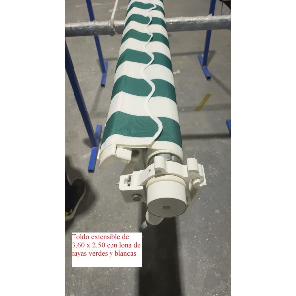 Toldo extensible en stock de 3.60 x 2.50